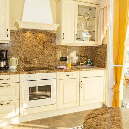 Wald-residenz Bansin